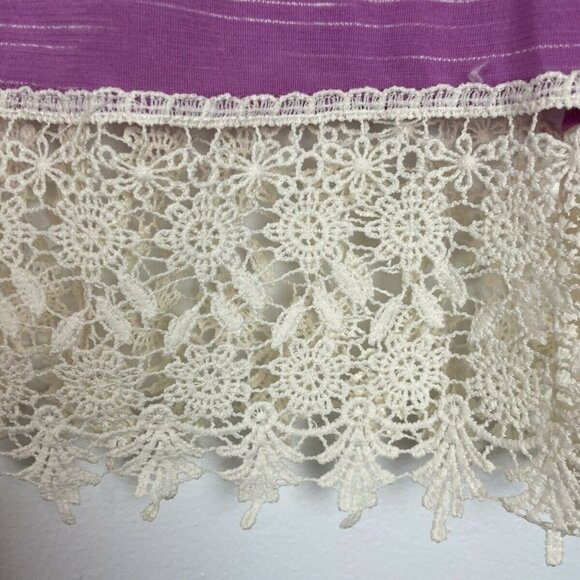 3/$15 Miss Additude pink top lace trim boho girls size L - Picture 4 of 5